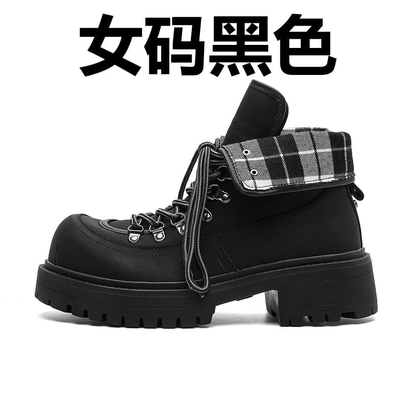831151 black