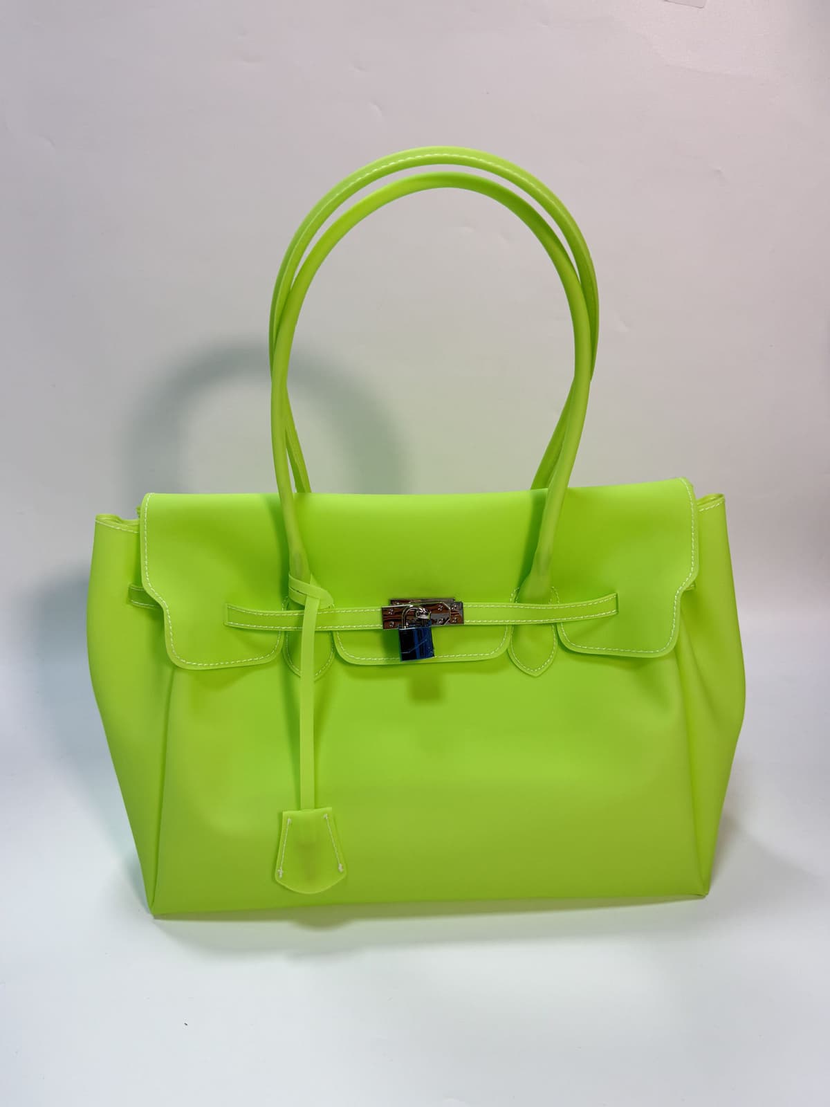 Medium green apple green