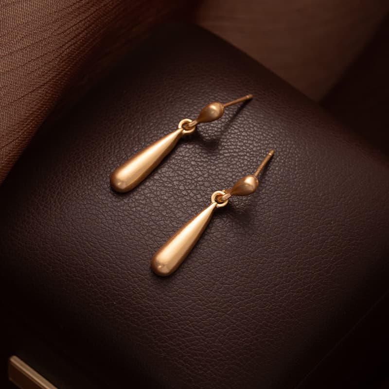 Large brushed drop earrings s4420 gold