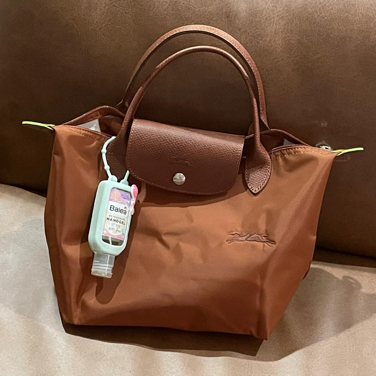 Environmentally friendly cognac color