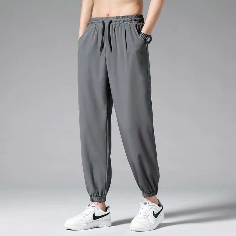 328 dark gray [foot-bound style]