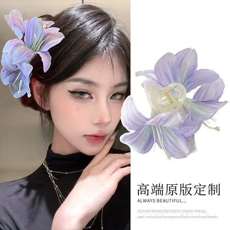 5596 asymmetrical lily clip-purple