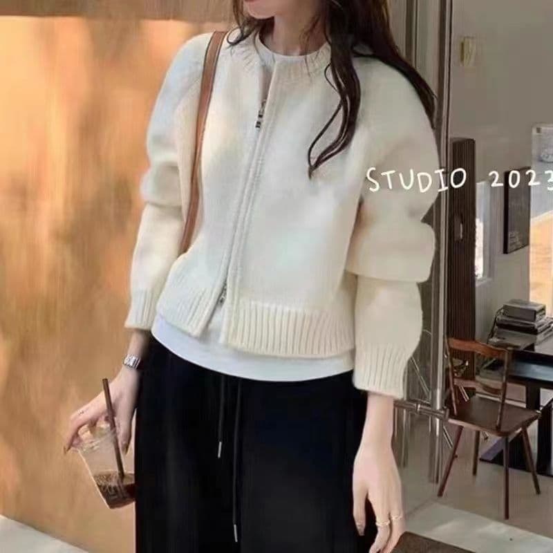 Milky white double zipper [yangyang family]