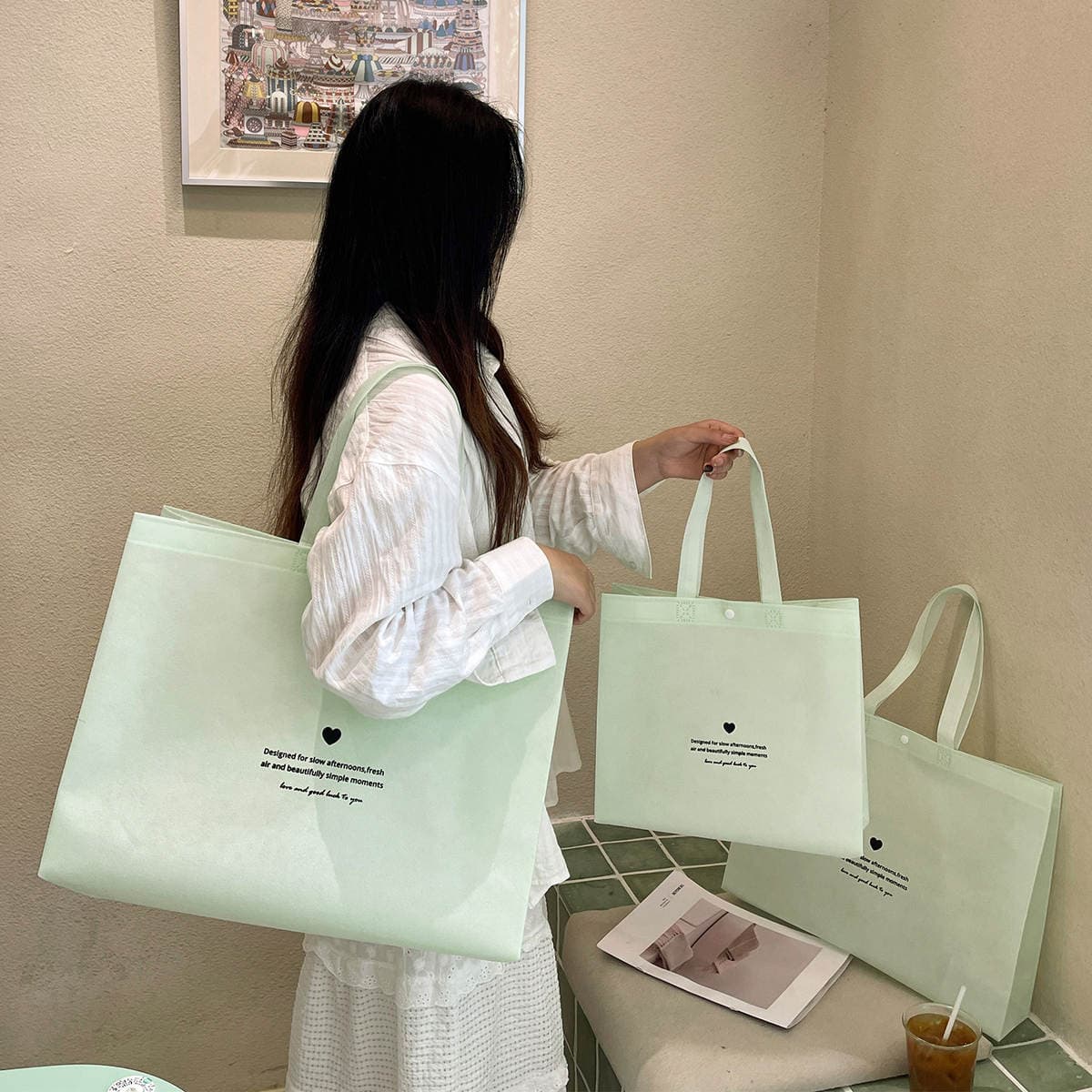 Non-Woven Fabric Tote Bags for Clothing Stores, Customizable with Logo, Eco-Friendly Packaging, High-End, Exquisite, Thickened Packaging Bags 4