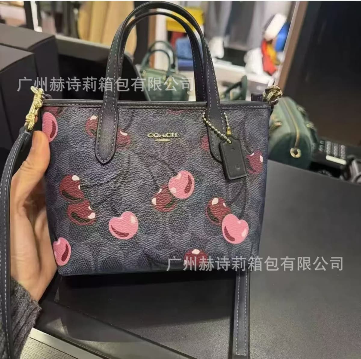 15 blue cherries