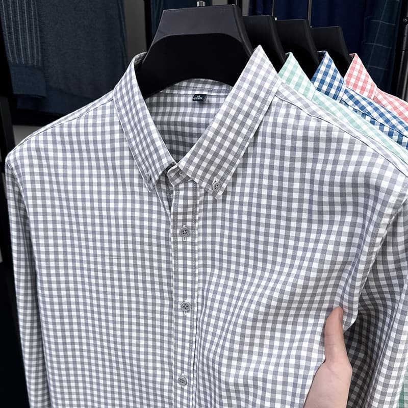 Gray grid