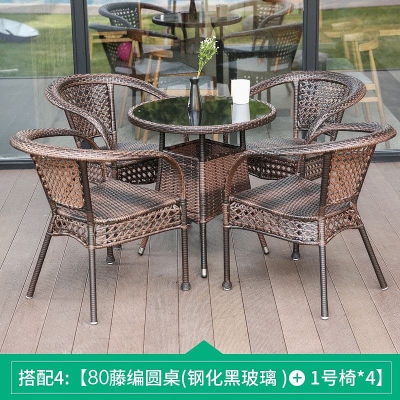 80 round table + 4 chairs (with cushions included)