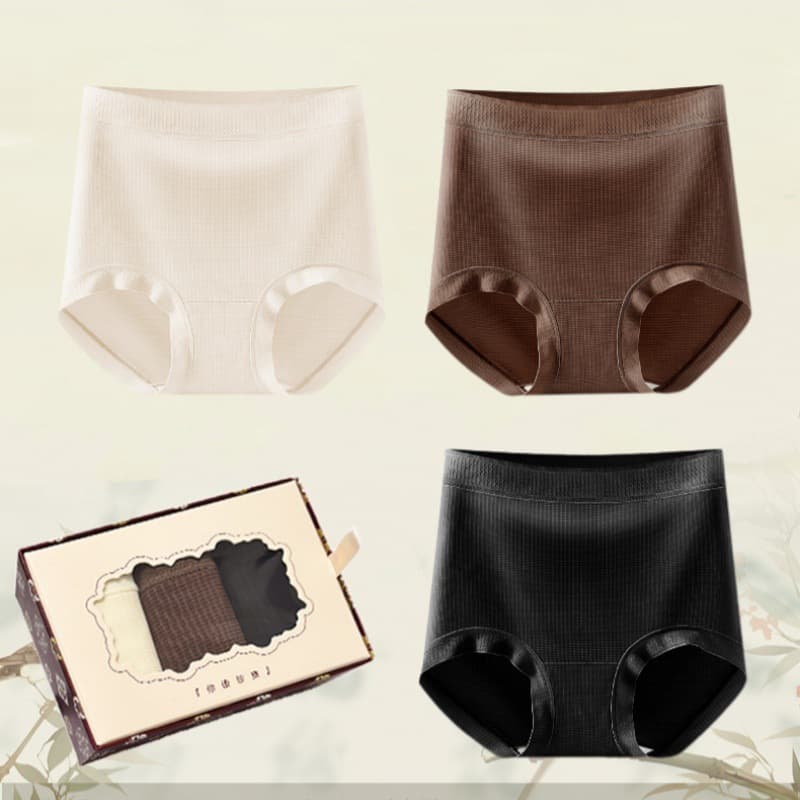 A: deep black + cream white + sandalwood brown
