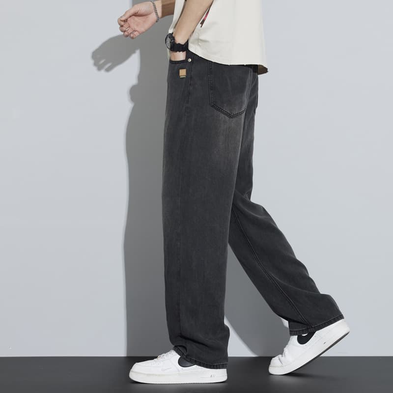 Charcoal gray (front pocket label)