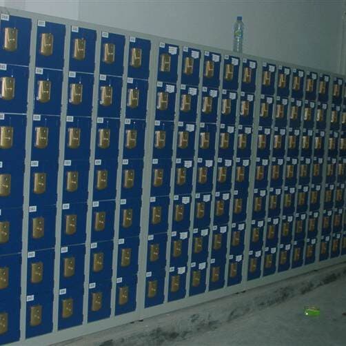 Zavod istehsalı polad şkaflar: mobil telefon, saxlama və su soyuducu şkafları. Fərdi sifarişlər.