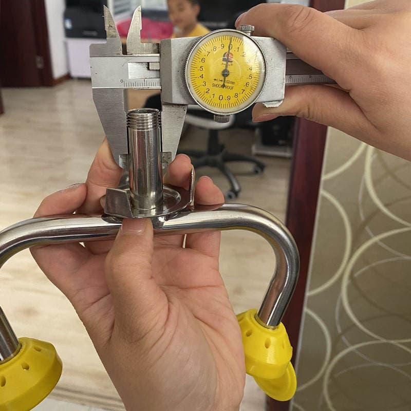 Yuexiang wholesale generation hair adjustable water pressure booster eyewash nozzle emergency stainless steel eyewash nozzle 4