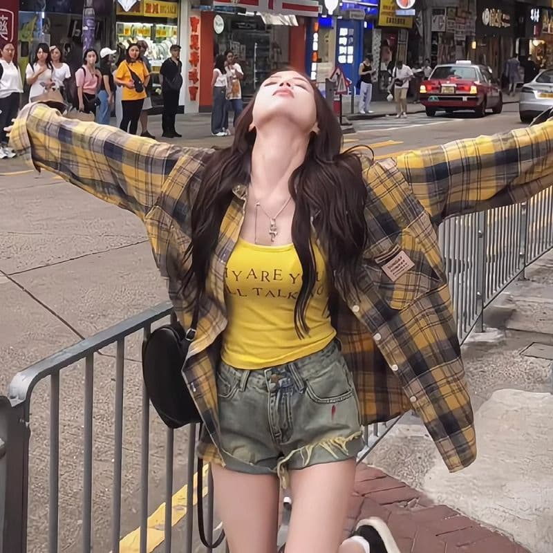 yellow black
