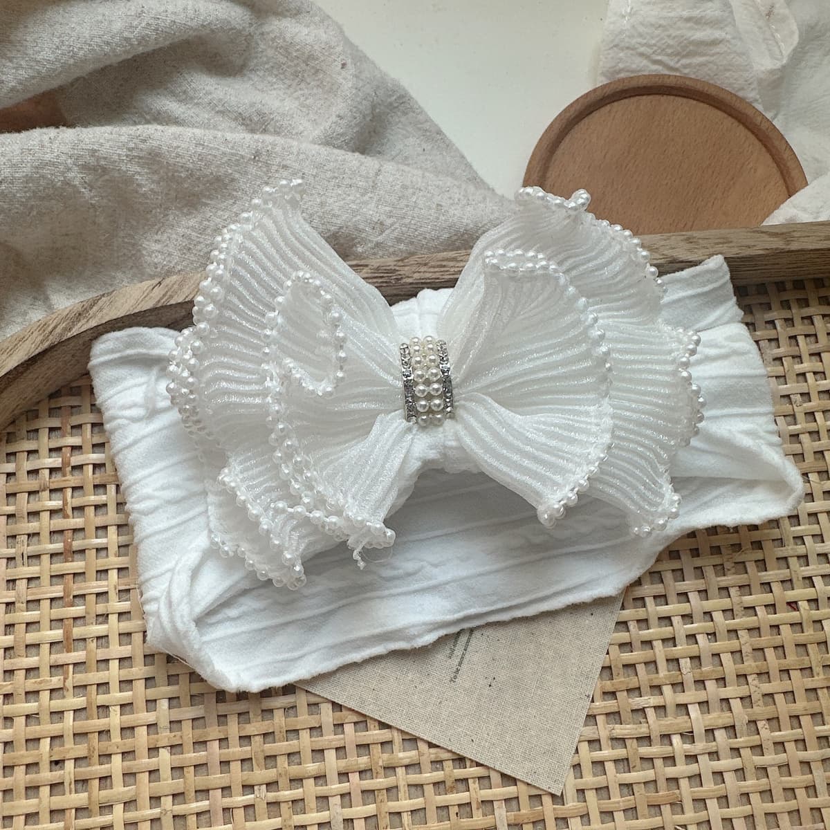 Double white pleated 5143 white jacquard headband