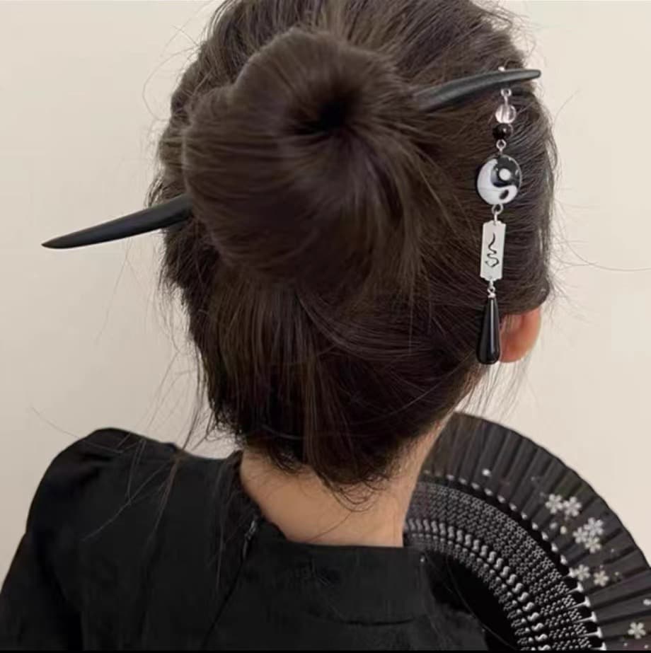 148# Tai Chi Fringed Hairpin