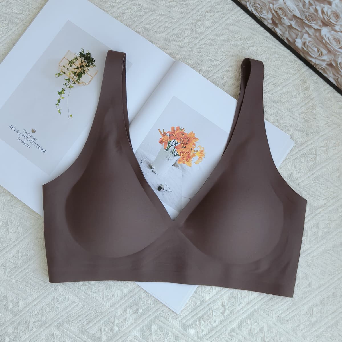 Gray brown [vest style]
