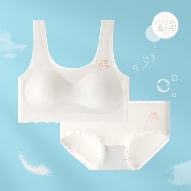 [Suit] White