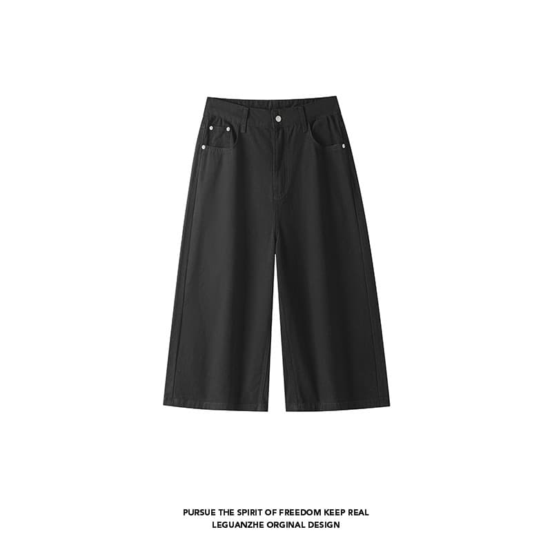 Black [cropped pants]
