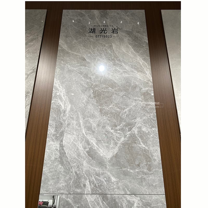 {in stock, made in foshan, guangdong} high-gloss porcelain tile 3c with g-lake rock finish
