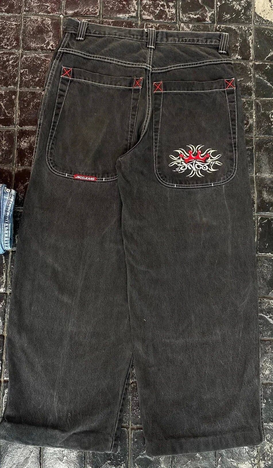 N14 black