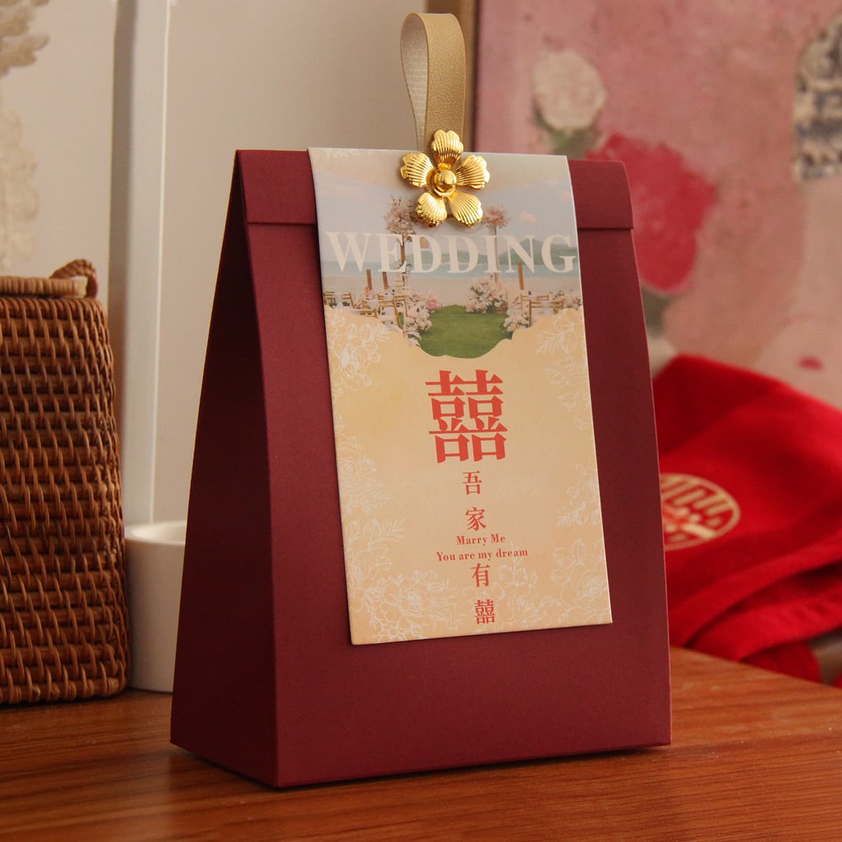 Burgundy romantic gift box + gold handle + gold flower buckle