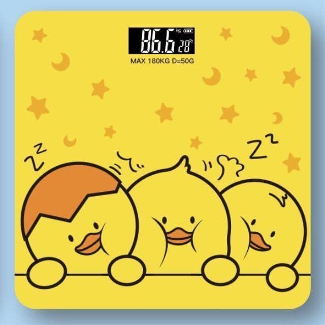 Three small yellow ducks [charging]]