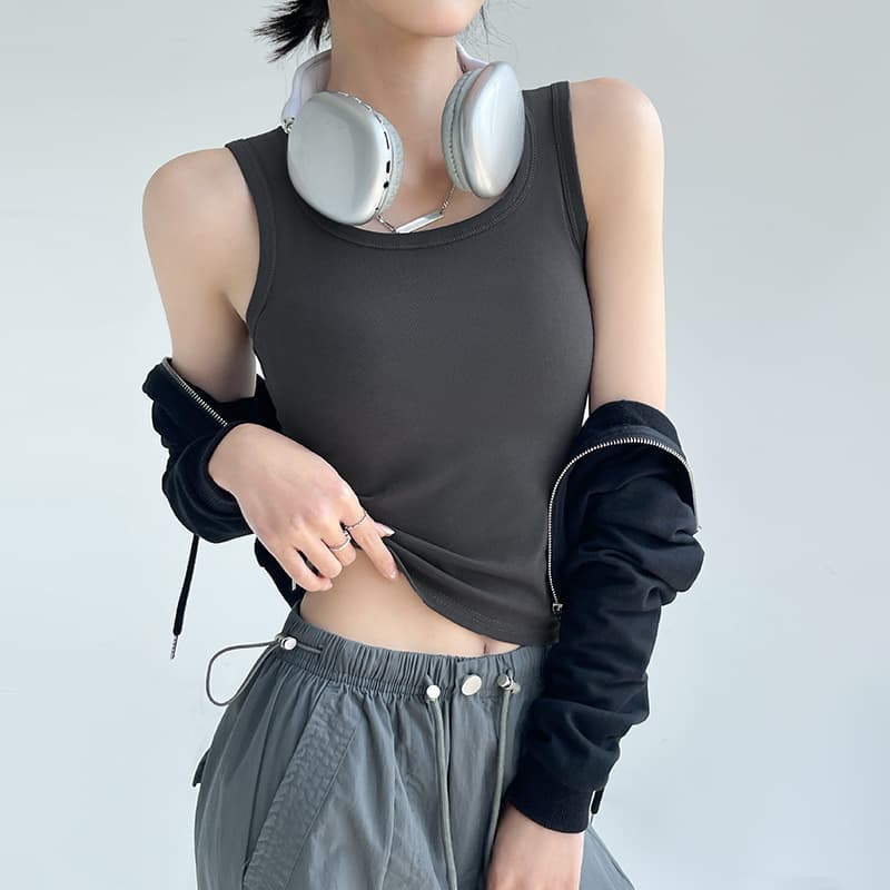 深灰
