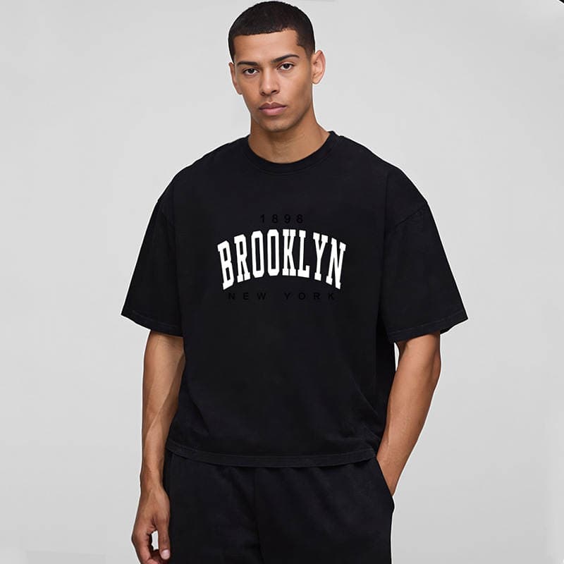 Kişilər üçün 240 qramlıq pambıqdan, boş kəsimli, böyük ölçülü, qısaqol idman və fitnes t-shirt. 1