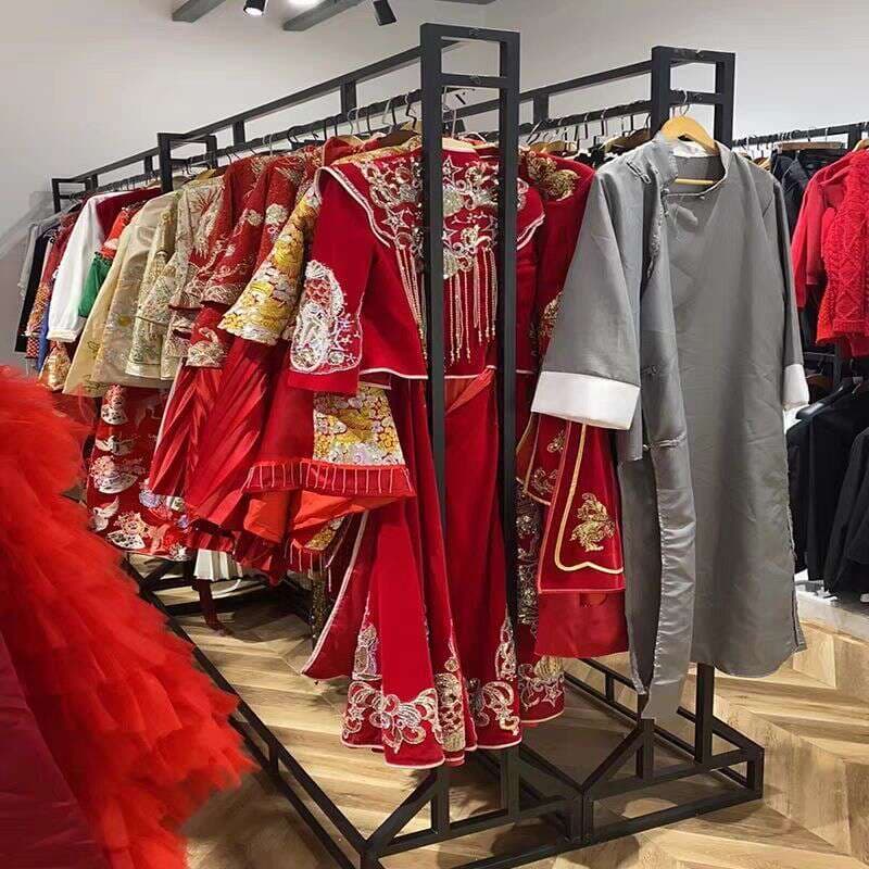 Model Display Stand, High-End Wedding Dress Store Floor-Standing Photo Studio Display Rack, Cheongsam Dress, Gold Xiuhe Dress Hanging Rack 2