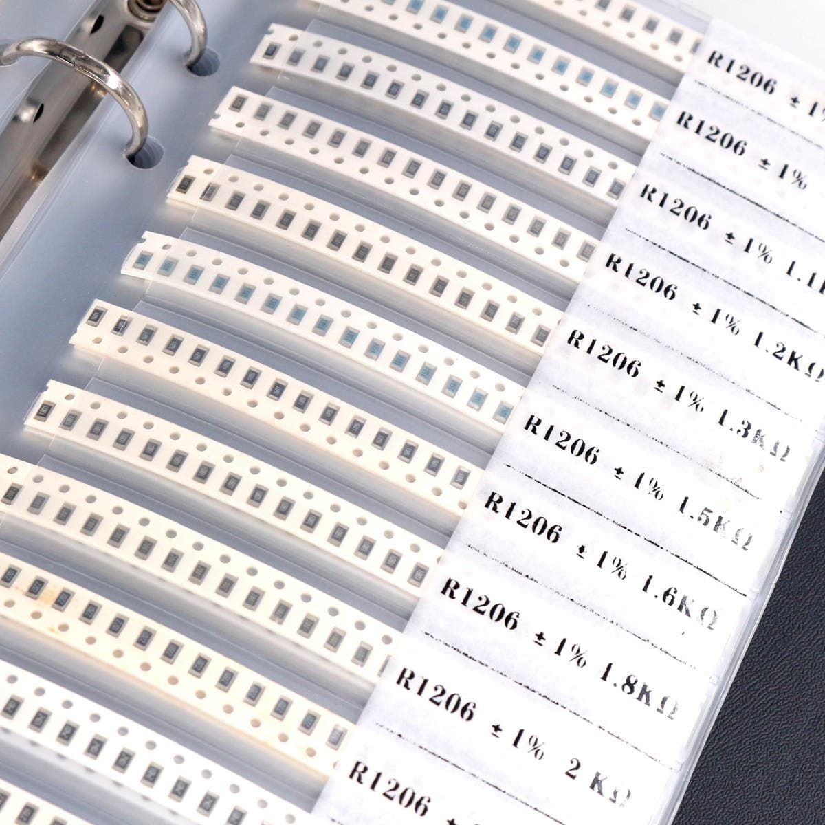 0402 SMD resistor book 0603 capacitor book 0805 components complete collection 0402 electronic components sample book 1206 3