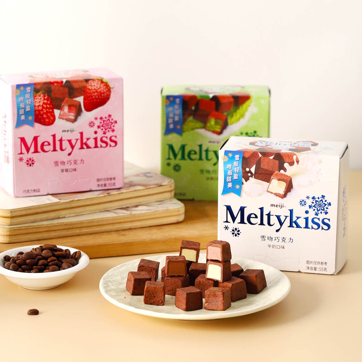 [Selected Products] Meiji Snow Kiss Chocolate 29G/55G Boxed Strawberry Flavor Filled Chocolate Souvenir 3