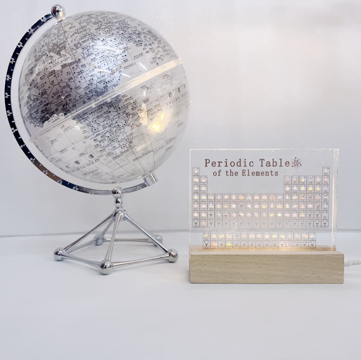 Transparent printing section with lamp globe silver