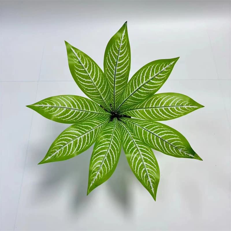9-leaf white-grained zebra leaves (light)