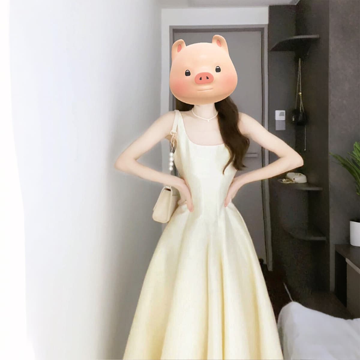 Lemon yellow [long suspender skirt]