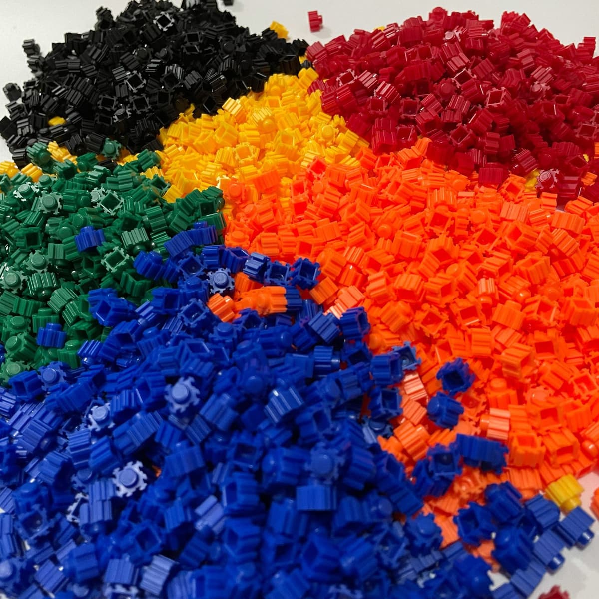 Mixed color beads 100g (approximately 550 pieces)