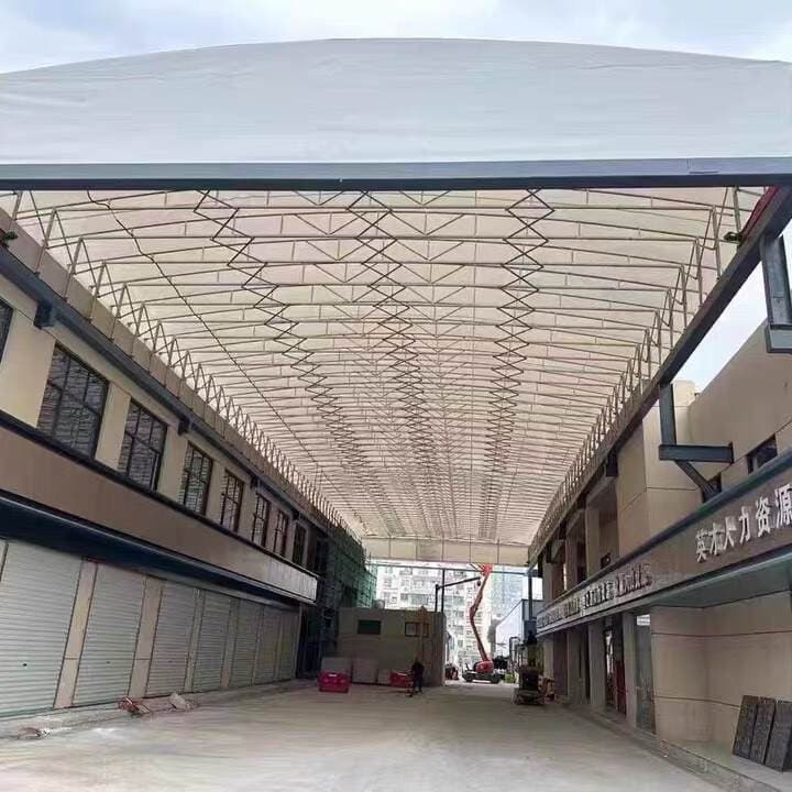 Fərdi Elektrikli Uzaqdan İdarə Olunan Sürüşən Tent, Anbar və Zavod üçün Günəşlik 5