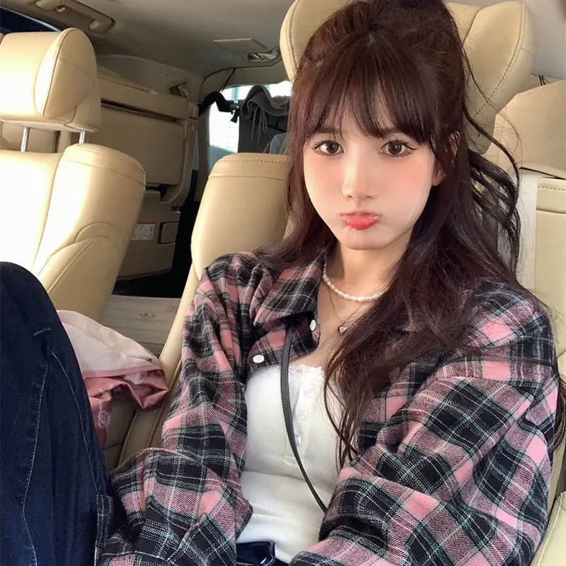 Black and pink plaid
