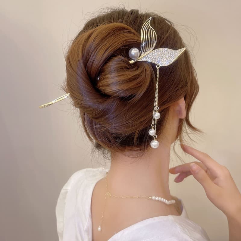 41# rhinestone fishtail tassel hairpin
