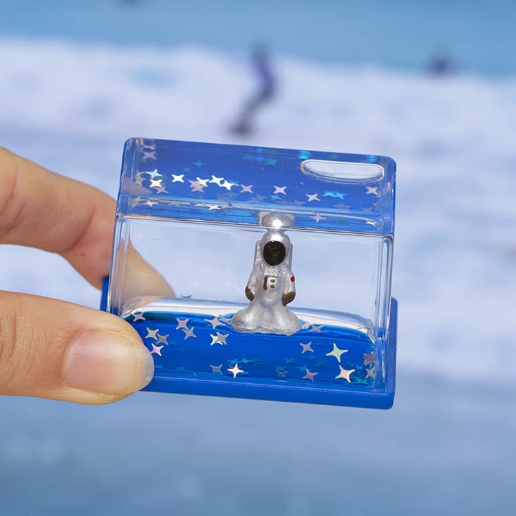 Mini small rectangle-silver astronaut
