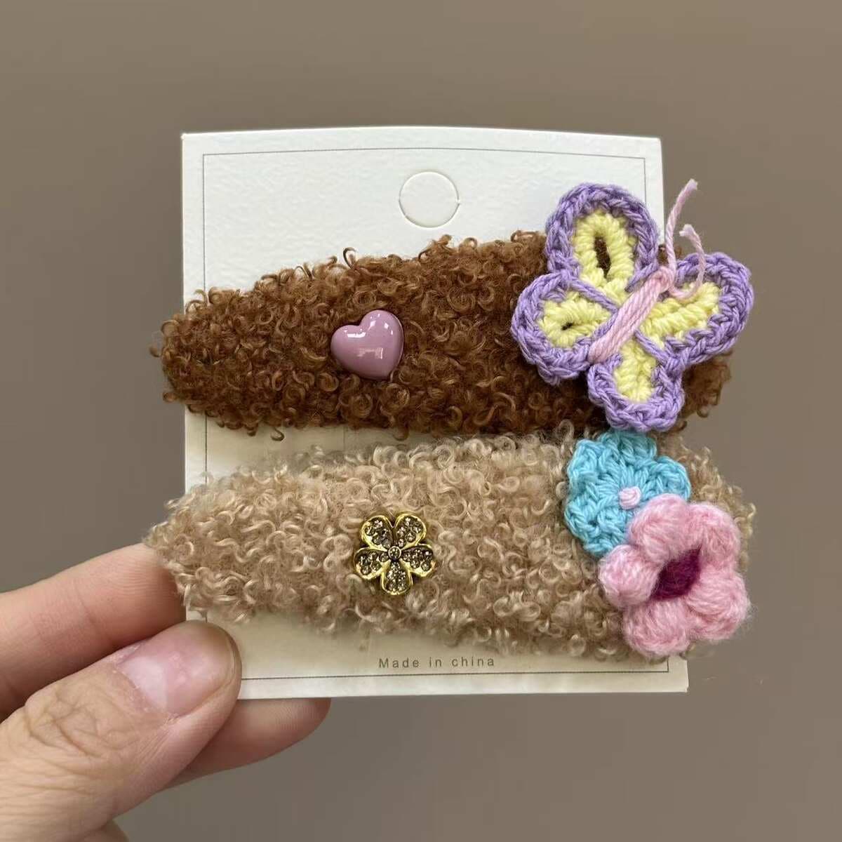 Korean Autumn and Winter Retro Butterfly Flower Hairpin Bangs Clip Teddy Plush Hairpin Side Hairpin Girl Bb Clip 3