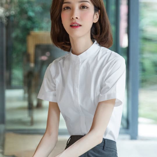 White [short sleeves] stand collar