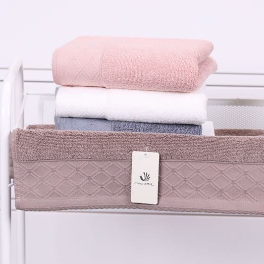 Fox towel (97g)-white (33*73)
