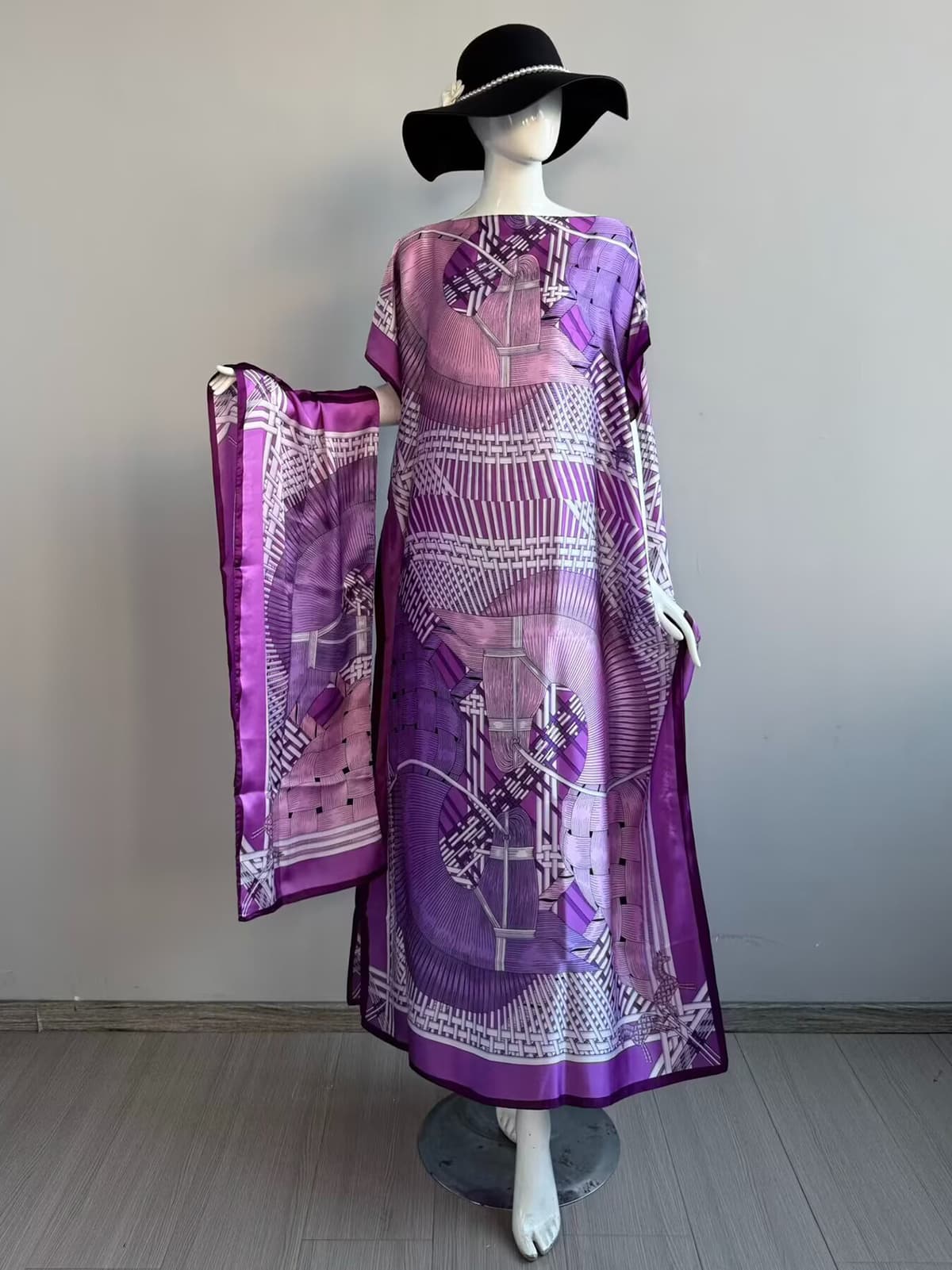 152 - accordion horse - purple pink white
