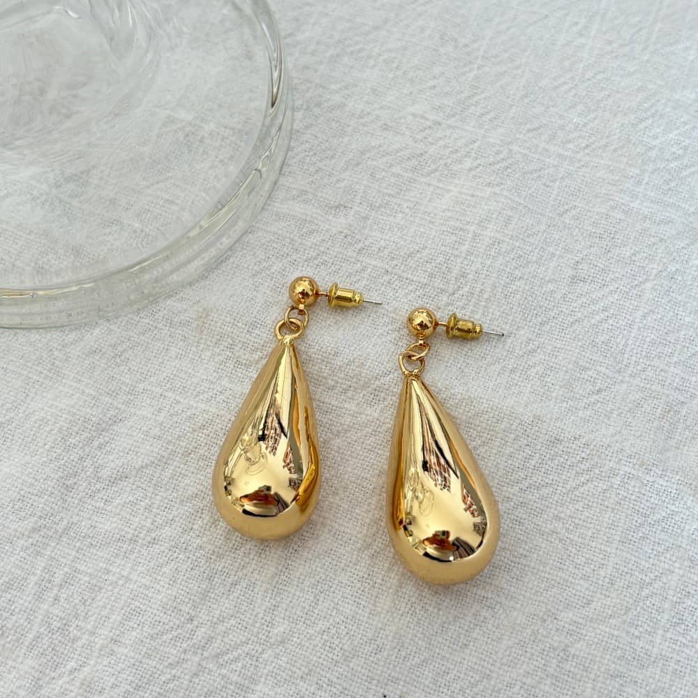 Gold earrings