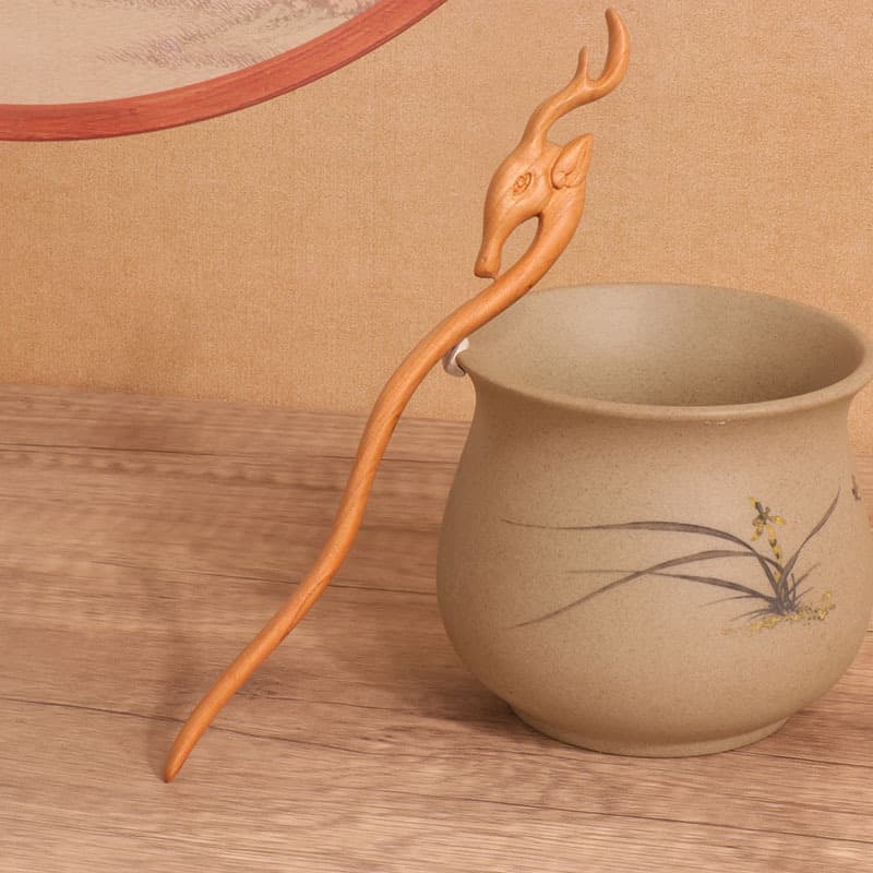 Double-sided carved peach wood hairpin - deer song