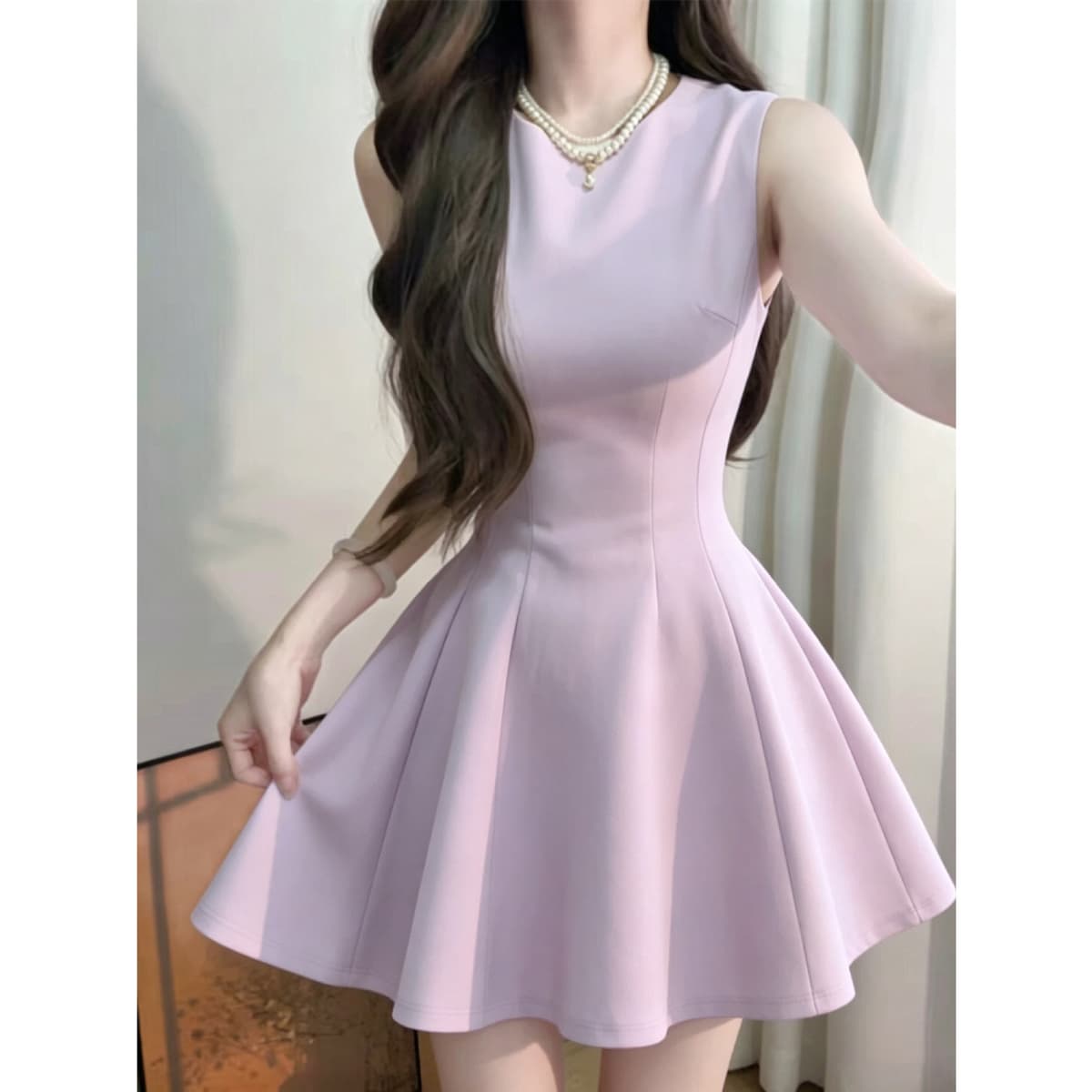 Purple [sleeveless dress]