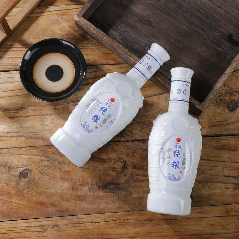 Fumman Mavi-Ağ Çini Dənli İçki, 500ml, Ətirli, Hədiyyə Qutusu, 2 Şüşə, 52° 2