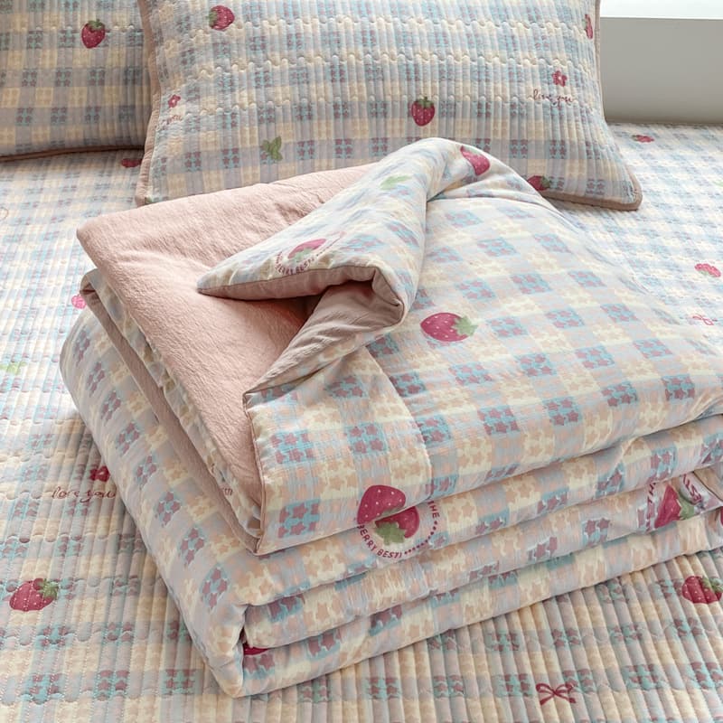 Strawberry grid [yunsen 7a grade antibacterial cotton filling]