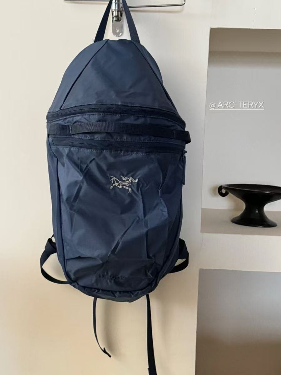 15 liters dark blue