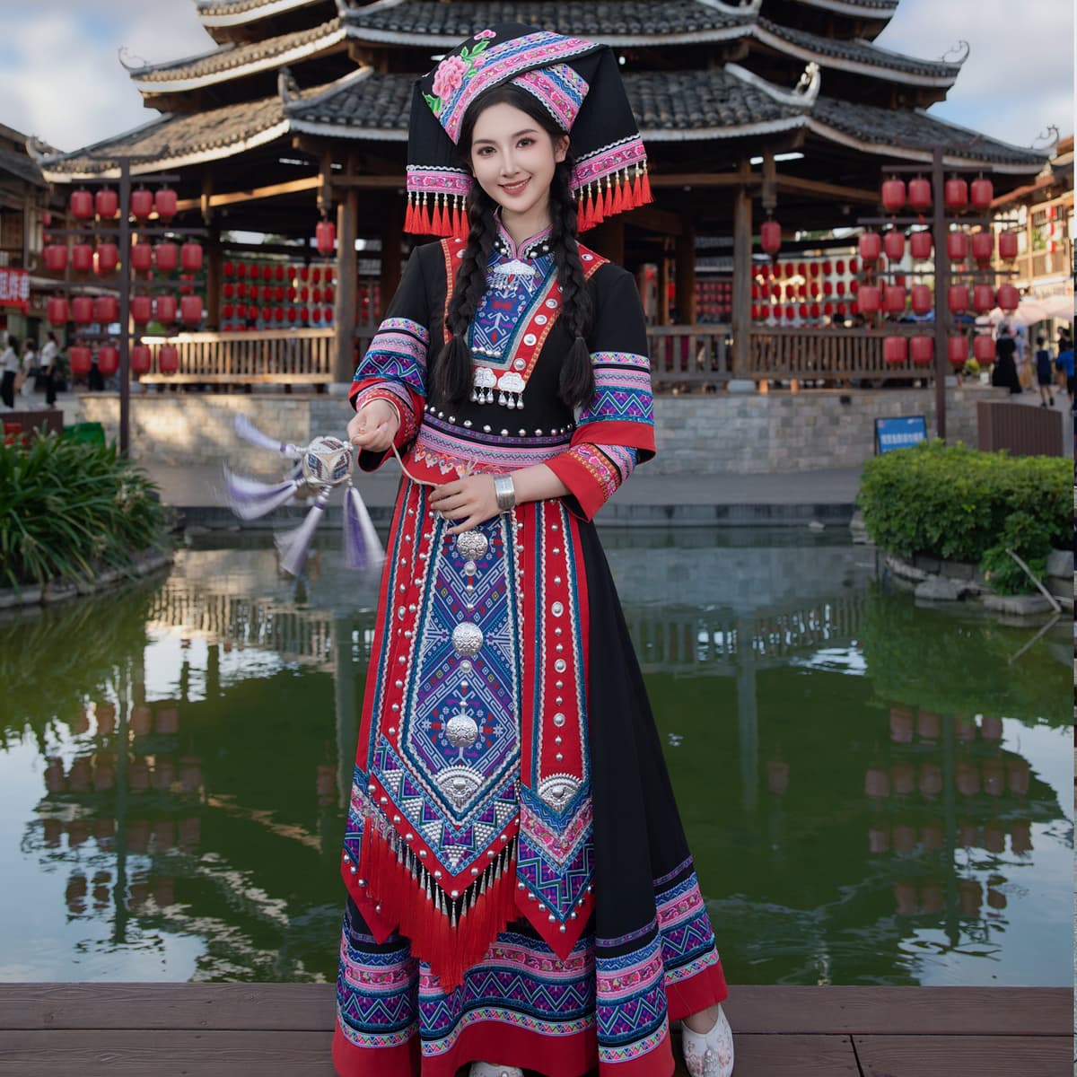 Lw women's black suit + fan-shaped headwear