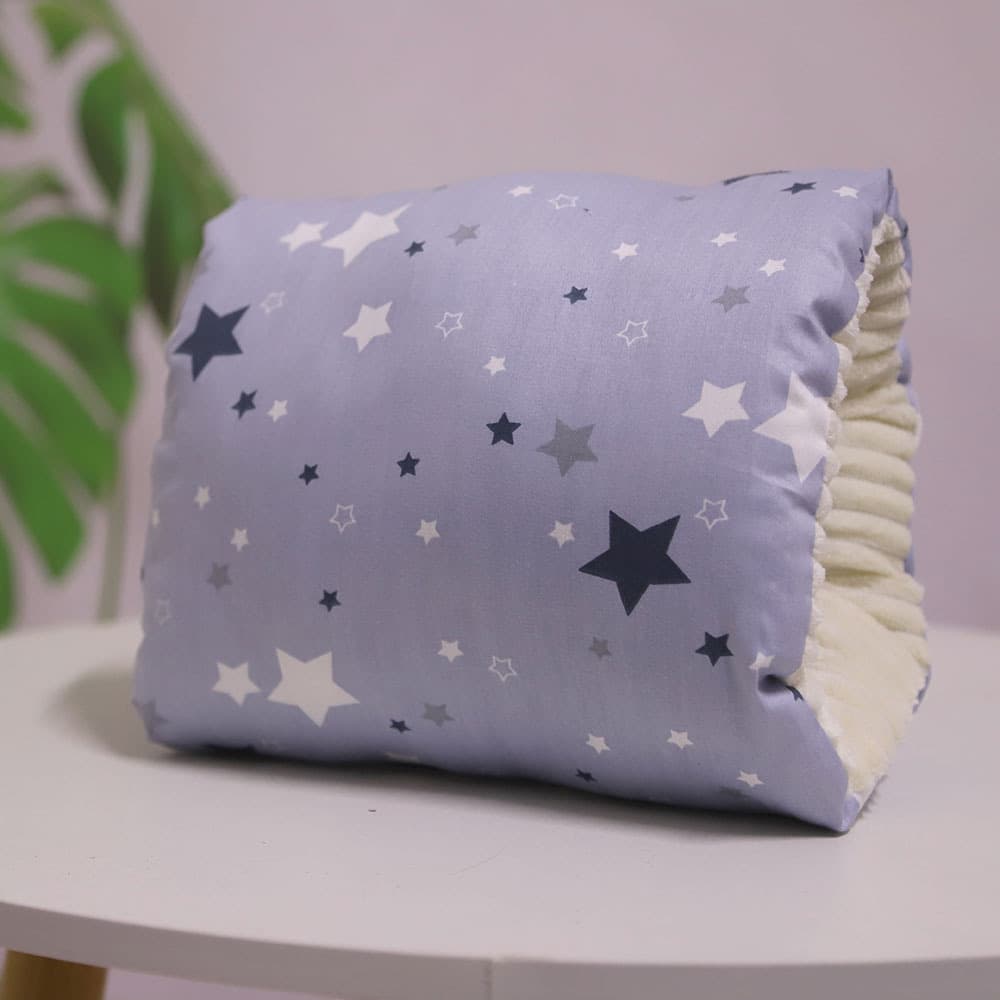 gray big and small stars